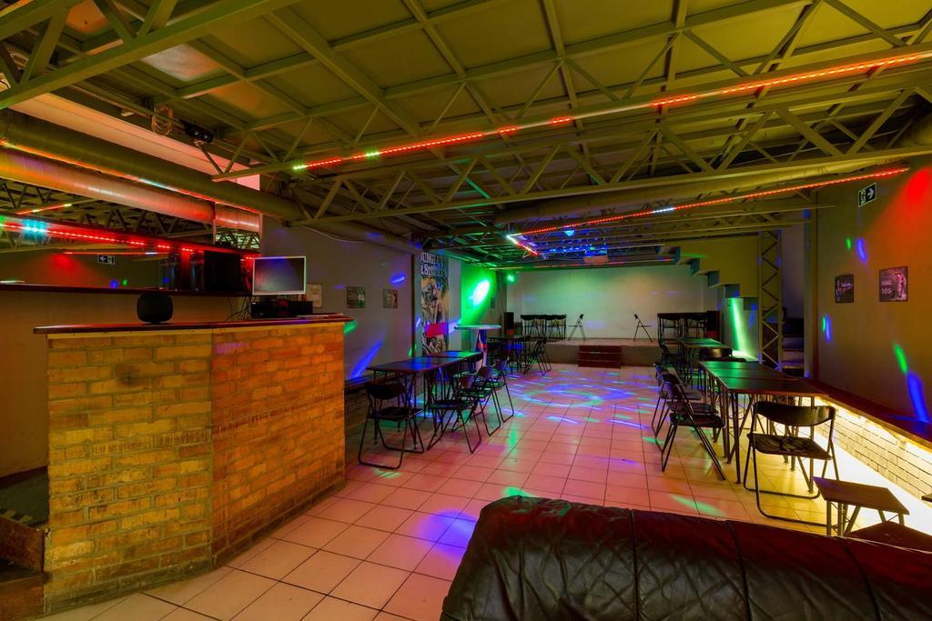 The Bachelor Bar - Bunker | Private Club Villa Budapest Eksteriør billede